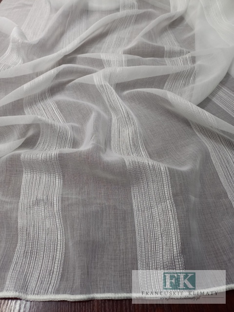 KUPON 200 x 280 cm MATERIAŁ TKANINA BATYST PASY HAFTOWANE , WYS 285 CM , ŁAMANA BIEL , LOFT VINTAGE