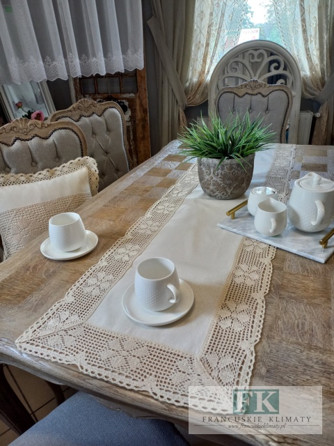 BIEŻNIK NICIANY BAWEŁNO SZYDEŁKO 40/140 naturalny