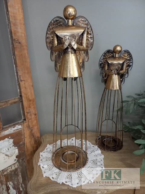 METALOWY ŚWIECZNIK LAMPION ANIOŁ Z SERCEM 66 CM
