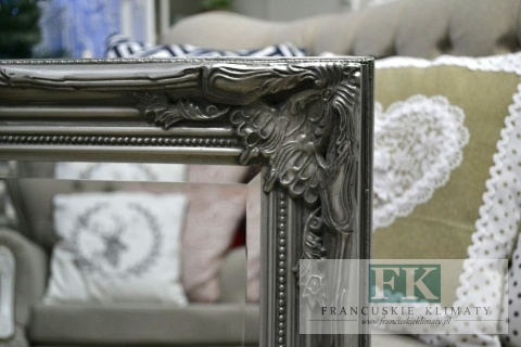 LUSTRO DREWNO , PION , POZIOM 74,5 x 63 cm , rama srebrna , srebrne