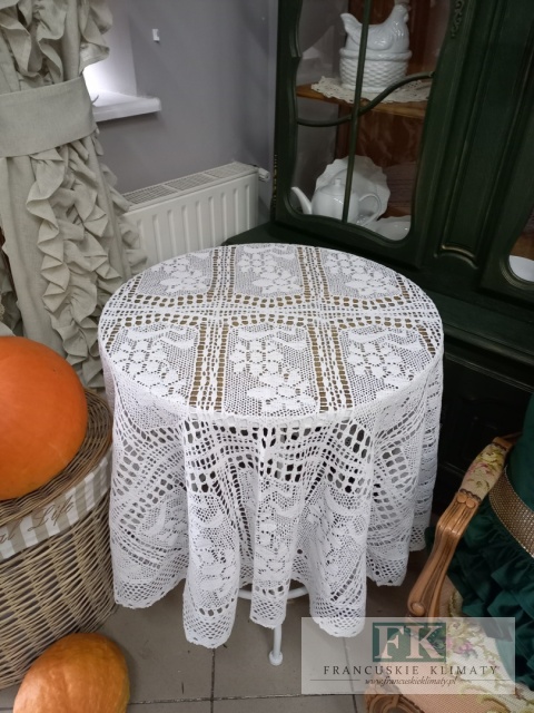 OBRUS SZYDEŁKOWY AŻUR fi 160 CM PROWANSJA