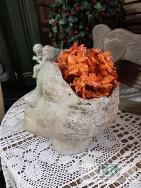 OSŁONKA DONICA TWARZ CERAMICYNO BETONOWA 19 CM BEŻ