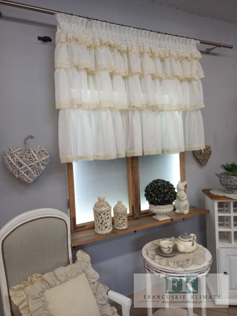 FIRANA Z FALBANAMI I KORONKĄ bawełnainą , 250/100 retro vintage BATYST