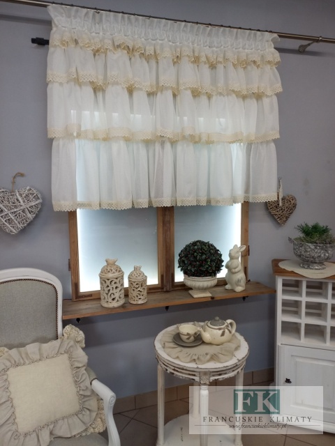 FIRANA Z FALBANAMI I KORONKĄ bawełnainą , 250/100 retro vintage BATYST