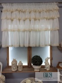 FIRANA Z FALBANAMI I KORONKĄ bawełnainą , 250/100 retro vintage BATYST