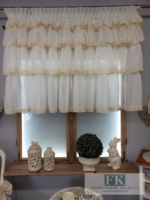 FIRANA Z FALBANAMI I KORONKĄ bawełnainą , 250/100 retro vintage BATYST