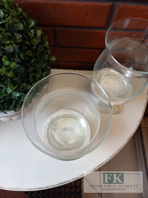 ŚWIECZNIK , LAMPION NA NODZE 27 CM SHABBY