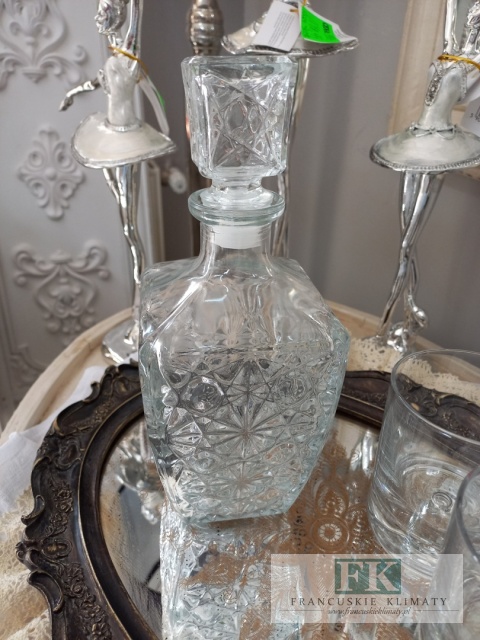 KARAFKA SZKLANA DO WHISKY 780 ML