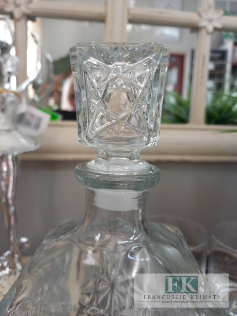 KARAFKA SZKLANA DO WHISKY 780 ML