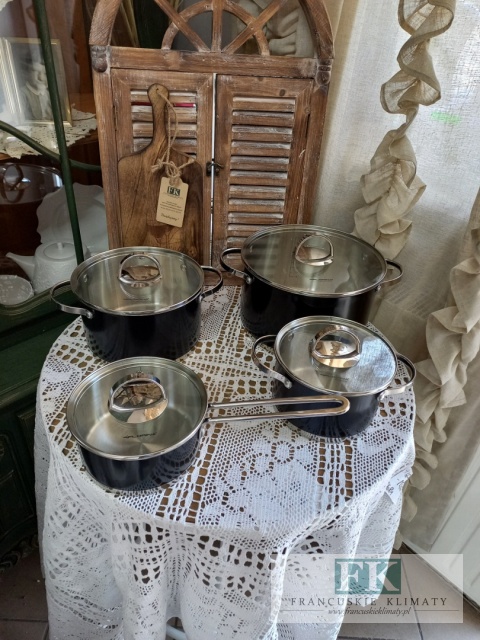 ZESTAW GARNKÓW 8 ELEMENTOWY CZARNY