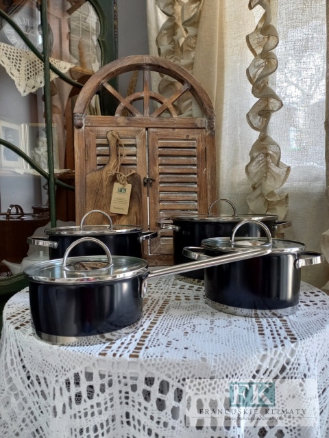 ZESTAW GARNKÓW 8 ELEMENTOWY CZARNY