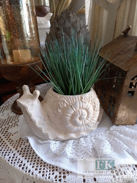 DONICA - OSŁONKA wazon CERAMICZNO- BETONOWA "ŚLIMAK " 28 CM