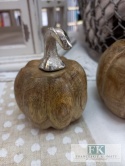 DEKORACJA DYNIA 10 cm drewno , aluminium srebro