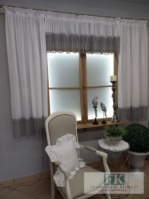 KOMPLET OKIENNY Z GIPIURĄ 280/ 50 LAMBREKIN +BOKI 140/160