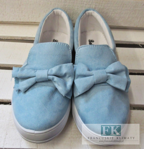 TRAMPKI SLIP ON BLUE/CZARNE KOKARDA ZAMSZ R.38 TRAMPKI SLIP ON BLUE/CZARNE KOKARDA ZAMSZ R.38