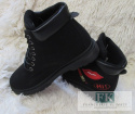 TRAPERKI TIMBERKI Z NASZYWKAMI MUST HAVE BLACK 41 TRAPERKI TIMBERKI Z NASZYWKAMI MUST HAVE BLACK 41