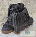 SNEAKERSY ZAMSZOWE BOTKI FRĘDZLE KOTURN GREY R. 39 SNEAKERSY ZAMSZOWE BOTKI FRĘDZLE KOTURN GREY R. 39
