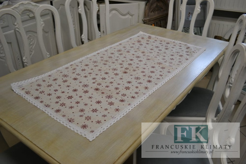 BIEŻNIK CZERWONE GWIAZDKI KORONKA 60X120 BIEŻNIK CZERWONE GWIAZDKI KORONKA 60X120