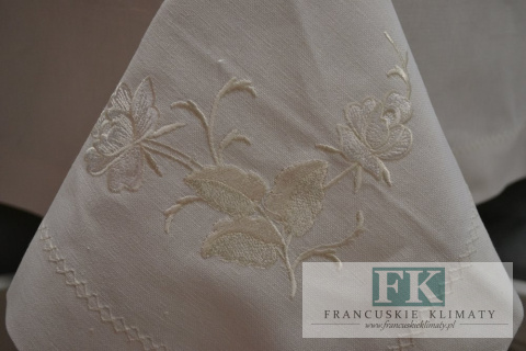 OBRUS RITA 140X220 ŁAMANA BIEL PROWANSJA SHABBY CHIC FRANCJA
