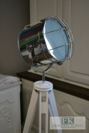 LAMPA TRÓJNÓG TRIPOD BIAŁA WYS. 152 CM FRANCUSKI , GLAMOUR , LOFT HAMPTON LAMPA TRÓJNÓG TRIPOD BIAŁA WYS. 152 CM FRANCUSKI , GLAMOUR , LOFT HAMPTON