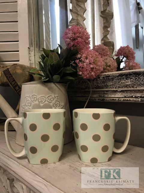 STYLOWY KUBEK GROSZKI STYL NOWOCZENY VINTAGE RETRO