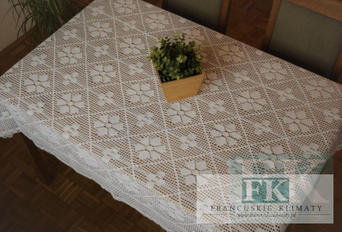 OBRUS NICIANY szydełko 130 / 180 CM BIEL , 100 % BAWEŁNA tkany klockowo SZYDEŁKOWY