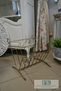 STYLOWY KUTY METALOWY GAZETNIK VINTAGE RETRO STYLOWY KUTY METALOWY GAZETNIK VINTAGE RETRO