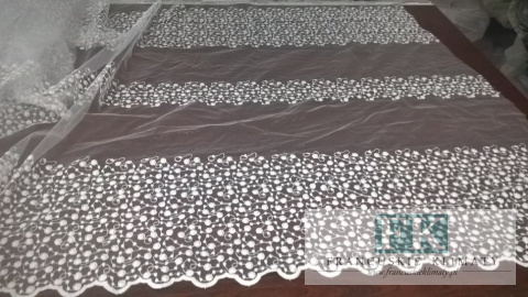 KUPON TKANINA MATERIAŁ 215x280 TIUL HAFTOWANY BIEL OKAZJA KUPON TKANINA MATERIAŁ 215x280 TIUL HAFTOWANY BIEL OKAZJA