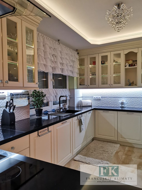 LAMBREKIN , ZAZDROSTKA FALBANY , BATYST , ETAMINA W STYLU PROWENSALSKIM , FRANCUSKIM , SHABBY