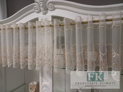 ZAZDROSTKA BATYST HAFT 30 CM KWIATY SHABBY CHIC FRANCJA PROWANSJA ZAZDROSTKA BATYST HAFT 30 CM KWIATY SHABBY CHIC FRANCJA PROWANSJA