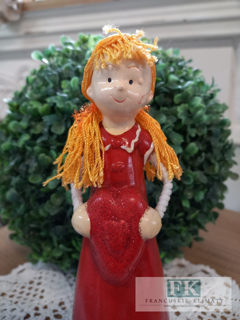 FIGURKA SERDUSZKO DDZIEWCZYNKA 21 CM