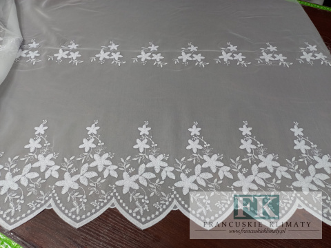 KUPON, TKANINA ,WOAL HAFTOWANY DWA PASY 300X170 KUPON, TKANINA ,WOAL HAFTOWANY DWA PASY 300X170