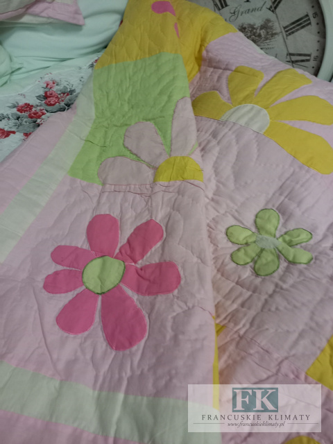 NARZUTA PATCHWORK Z POSZEWKĄ 170x 210 + 1x 50x70 , BAWEŁNA SHABBY , PROWANSJA , VINTAGE NARZUTA PATCHWORK Z POSZEWKĄ 170x 210 + 1x 50x70 , BAWEŁNA SHABBY , PROWANSJA , VINTAGE