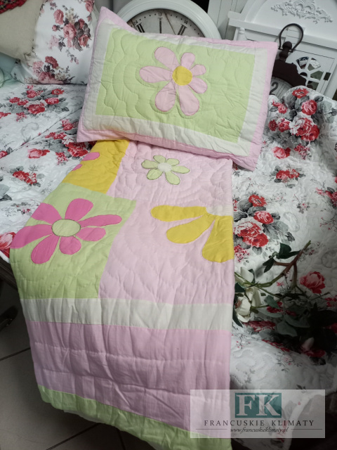NARZUTA PATCHWORK Z POSZEWKĄ 170x 210 + 1x 50x70 , BAWEŁNA SHABBY , PROWANSJA , VINTAGE NARZUTA PATCHWORK Z POSZEWKĄ 170x 210 + 1x 50x70 , BAWEŁNA SHABBY , PROWANSJA , VINTAGE