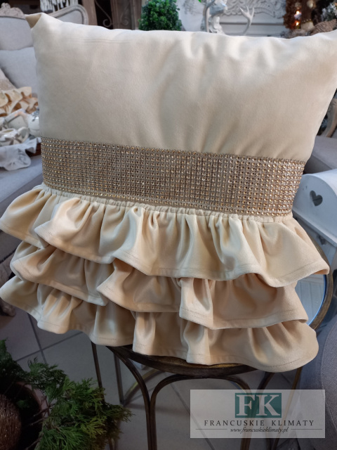 POSZEWKA VELVET - PLUSZ 3 DEKORACYJNE FALBANY , ZŁOTE CYRKONIE POSZEWKA VELVET - PLUSZ 3 DEKORACYJNE FALBANY , ZŁOTE CYRKONIE