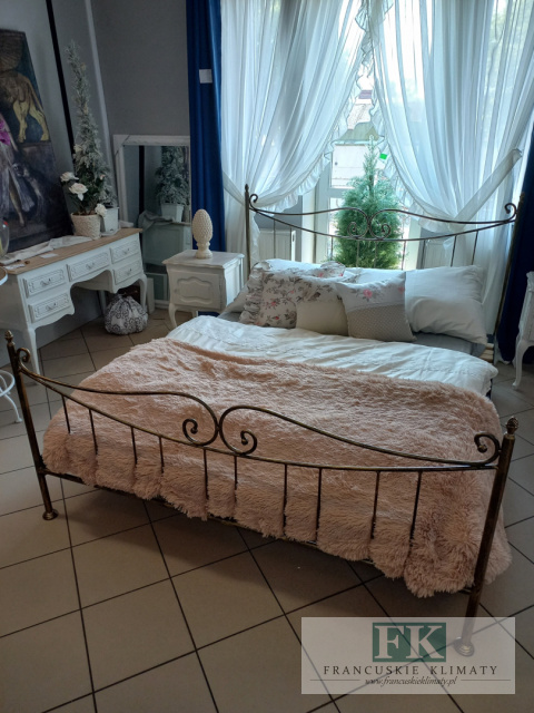 ŁÓŻKO ze stelażem 160 x 200 KUTE METAL ZŁOTO ANTYCZNE ŁÓŻKO ze stelażem 160 x 200 KUTE METAL ZŁOTO ANTYCZNE
