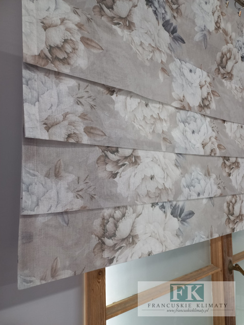 FIRANA PANEL a la ROLETKA RZYMSKA Z ZAKŁADKAMI 150/80 KWIATY PEONIA FIRANA PANEL a la ROLETKA RZYMSKA Z ZAKŁADKAMI 150/80 KWIATY PEONIA