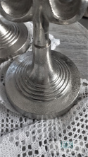 24 cm METAL ŚWIECZNIK dwustronny SREBRO FRANCUSKA LILIA 24 cm METAL ŚWIECZNIK dwustronny SREBRO FRANCUSKA LILIA