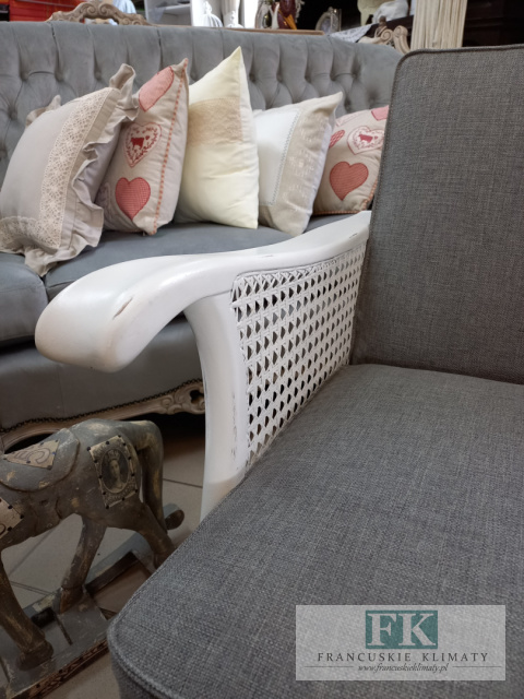 FRANCUSKI , DĘBOWY FOTEL Z RATTANEM 72 cm FRANCUSKI , DĘBOWY FOTEL Z RATTANEM 72 cm