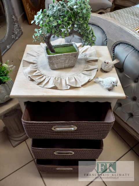 SZAFKA KOMÓDKA DREWNIANA 64 CM ,3 SZUFLADY