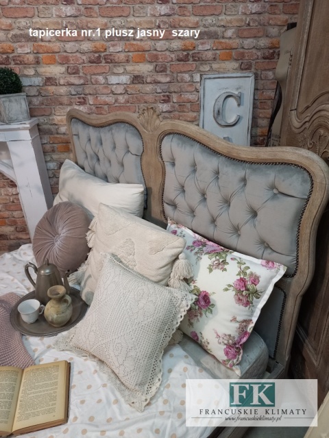 TAPICERKA TYPU PLUSZ JASNO SZARY