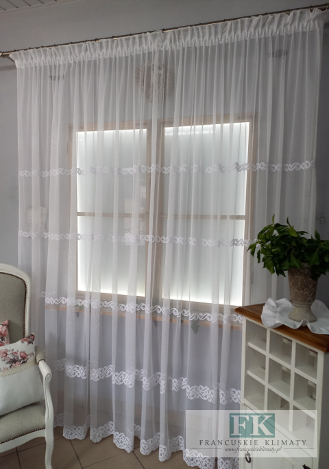 FIRANA TIUL PASY ORNAMENT BŁYSK 400/240 FIRANA TIUL PASY ORNAMENT BŁYSK 400/240