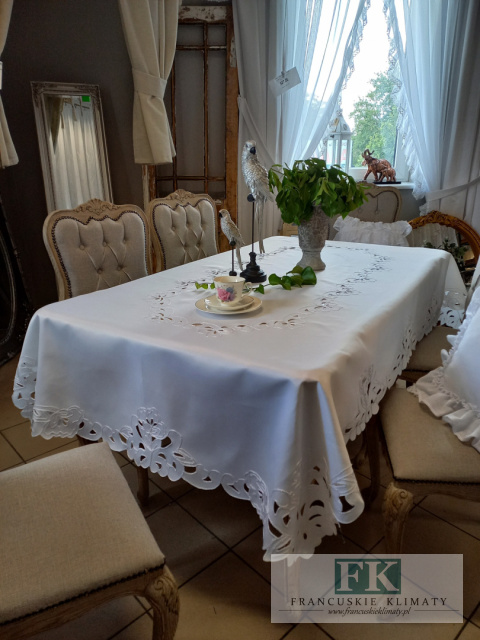 OBRUS POLA 220/137cm HAFT ,,richelieu” PROWANSJA , SHABBY OBRUS POLA 220/137cm HAFT ,,richelieu” PROWANSJA , SHABBY