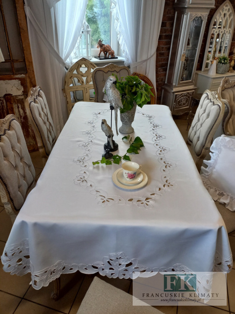 OBRUS POLA 220/137cm HAFT ,,richelieu” PROWANSJA , SHABBY OBRUS POLA 220/137cm HAFT ,,richelieu” PROWANSJA , SHABBY