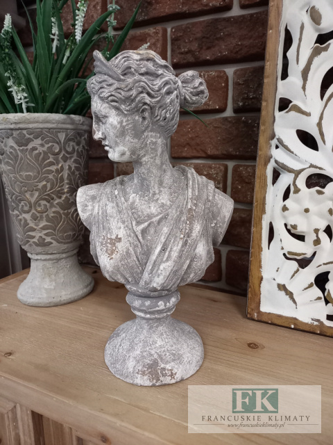 WYJĄTKOWA FIGURA POPIERSIE W STYLU RETRO