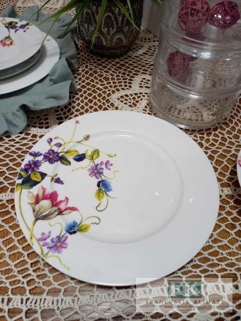 SERWIS OBIADOWY 18 ELEMETOWY KPL "LUNA" PORCELANA 6/18 SERWIS OBIADOWY 18 ELEMETOWY KPL "LUNA" PORCELANA 6/18