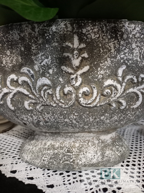 OSŁONKA DONICA NA NÓŻCE CERAMICZNO - BETONOWA 30 CM OSŁONKA DONICA NA NÓŻCE CERAMICZNO - BETONOWA 30 CM