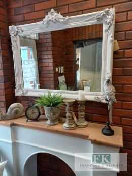 LUSTRO POZIOME 107 x 86 W BIAŁEJ OZDOBNEJ RAMIE VINTAGE, SHABBY