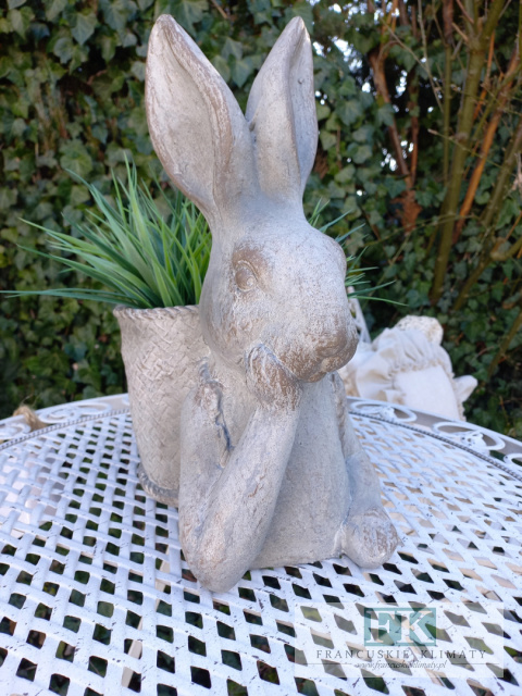 FIGURA KRÓLIK ZAJĄC Z KOSZYKIEM - OSŁONKA 37 CM FIGURA KRÓLIK ZAJĄC Z KOSZYKIEM - OSŁONKA 37 CM